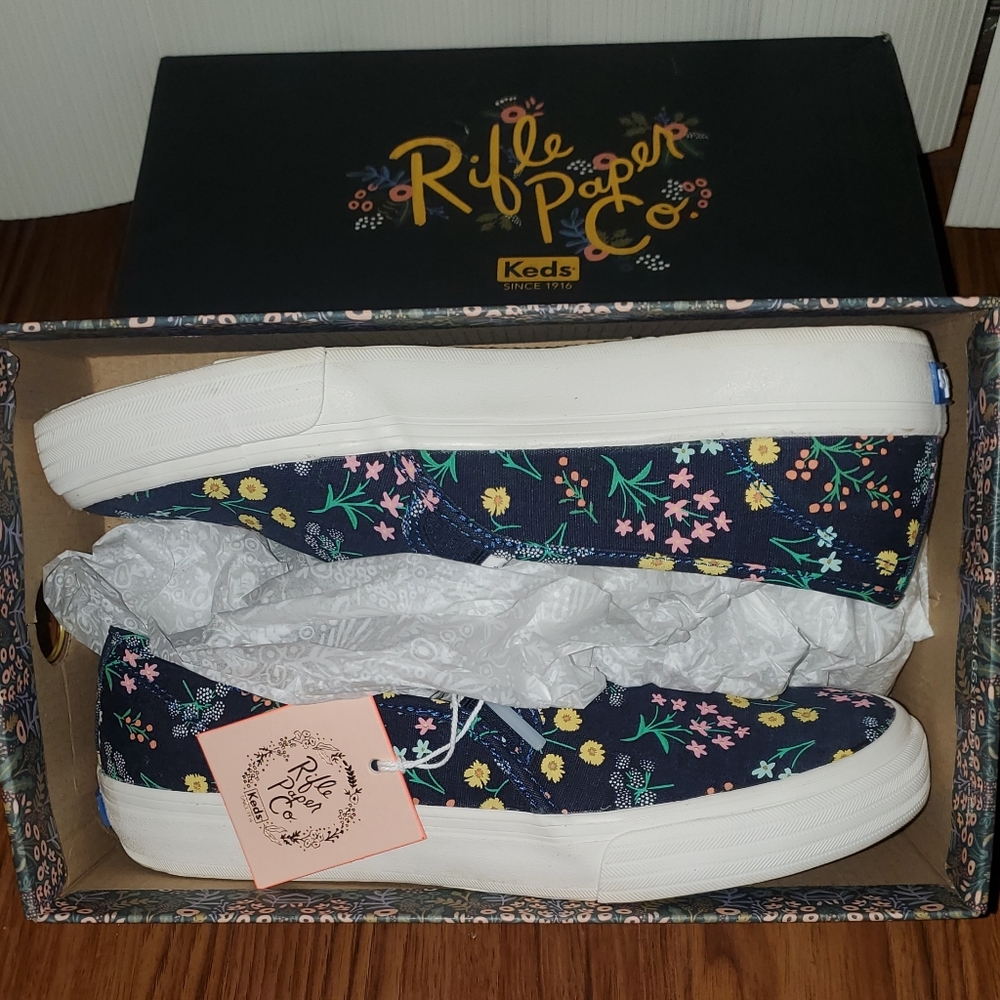 Women 7.5 Keds